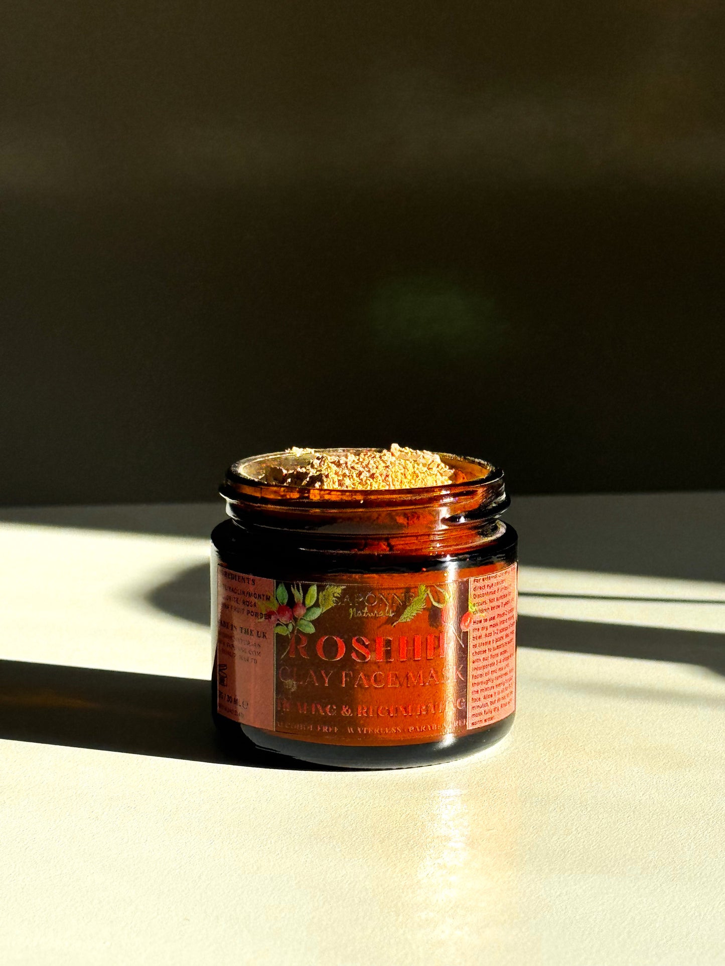 Hibiscus Clay Face Mask (Brightens & Detoxifies)