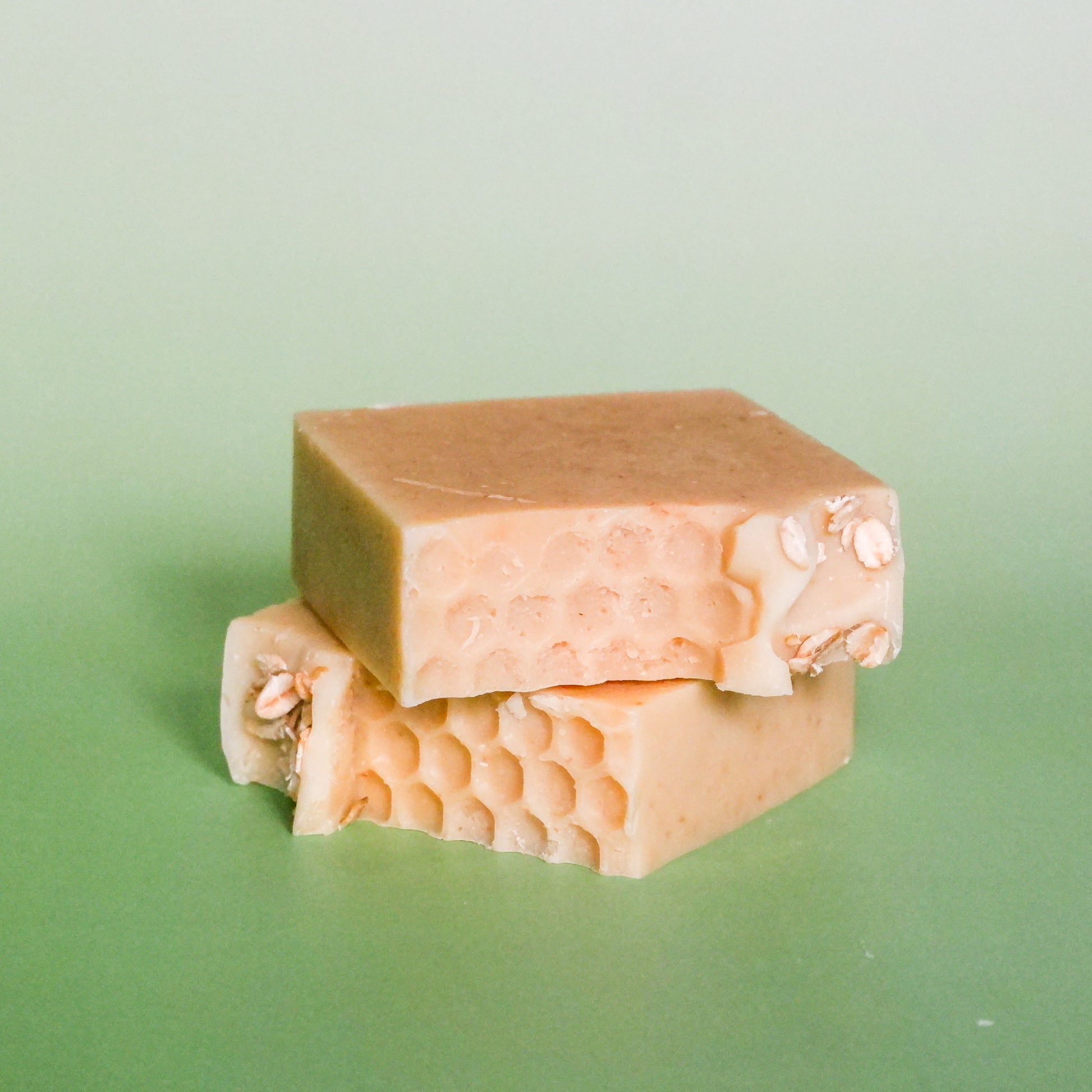 Handmade Honey and Oats Goat Milk Soap Bar for Sensitive Skin