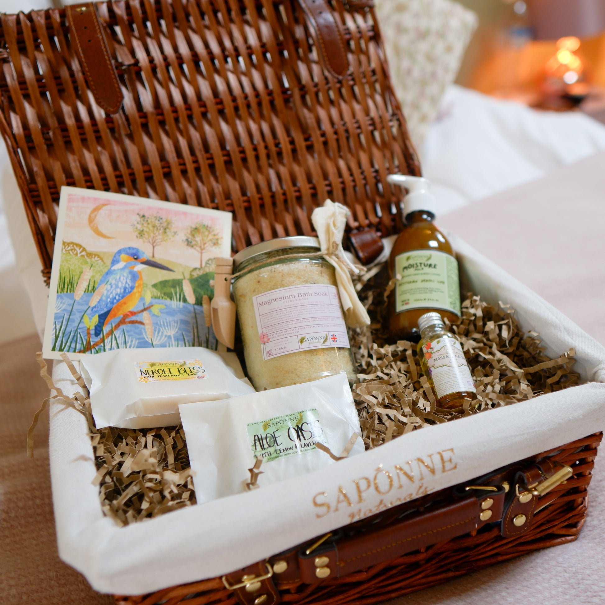 Beautifully packaged organic skincare gift hamper with a handwritten note option – perfect for Mother’s Day and special occasions.