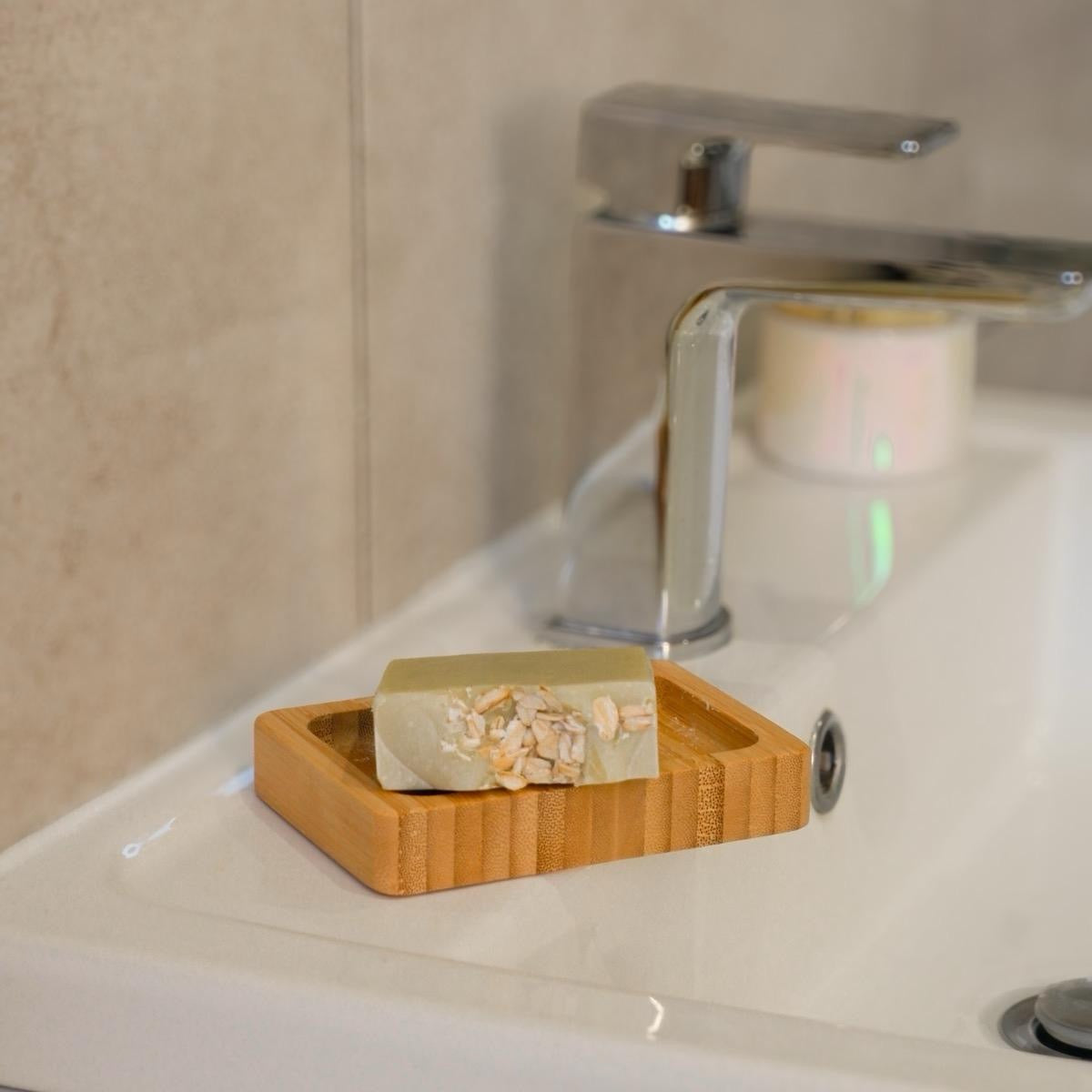 Chamomile and Oats Soap with Volcanic Clay - Sapónne Naturals