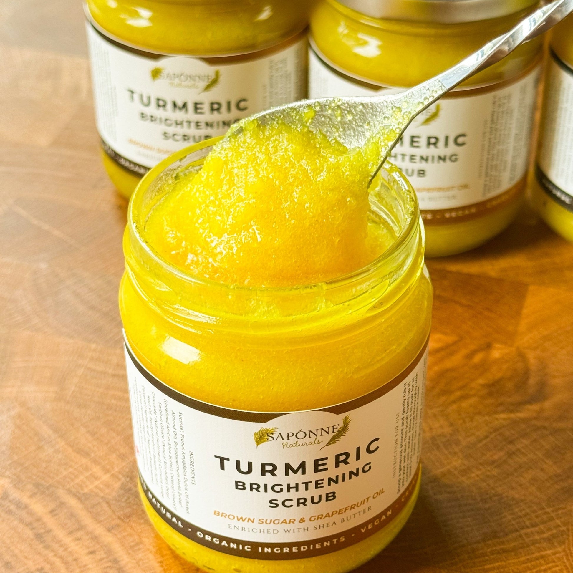 Turmeric Brightening Scrub - Sapónne Naturals