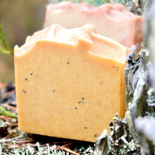 Turmeric and Papaya Goat Milk Soap - Sapónne Naturals